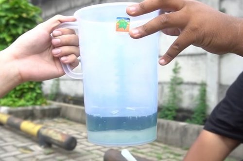 Sayang Kalau Dibuang, BBM yang Kecampur Air Masih Bisa Digunakan Lho