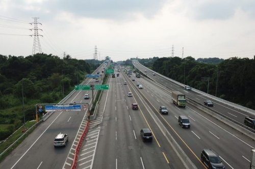 Jadi Paham, Ini Alasan Lajur Kanan Jalan Tol Cuma Buat Nyalip