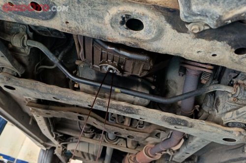 Ganti Oli Mesin Mobil Usai Mudik Jauh Adalah Hal Sia-sia, Ini Alasannya