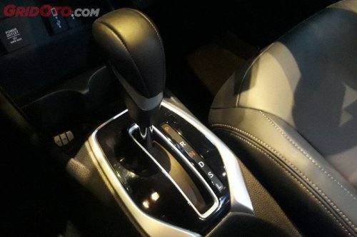 Ternyata Parkir Mobil Bekas Matik Ada Aturannya, Begini Caranya