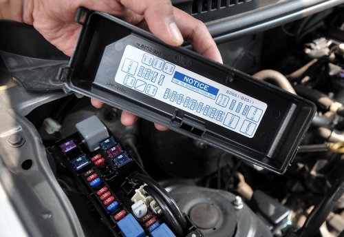 Sekring di Mobil Bekas Jangan Asal Ganti, Rawan Terjadi Hal Ini Gaes