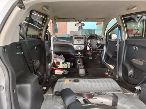 Biar Sejago Apapun, Jasa Inspeksi Pasti Punya Alat Ini Untuk Deteksi Mobil Bekas Banjir