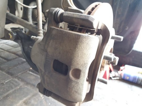 Musim Hujan, Ini Kondisi Slang Rem Mobil Bekas Yang Wajib Langsung Ganti