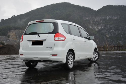 Punya Kabin Luas, Suzuki Ertiga 2015 Harganya Makin Terjangkau