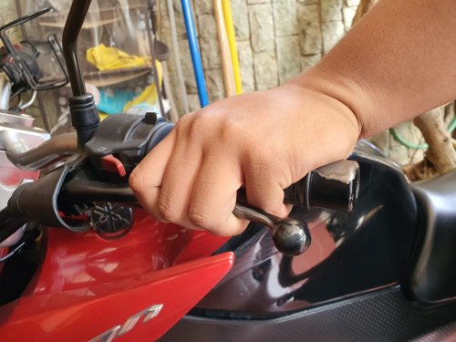 Cara Mengakali Kabel Kopling Motor Tiba-tiba Putus Di Jalan Tanpa Ke Bengkel