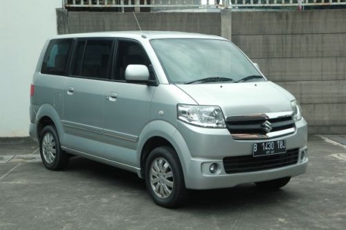 Mobil Bekas Suzuki APV Bisa Muat Banyak Harganya Rp 60 Jutaan