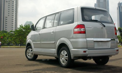 Lebih Murah Dari LCGC, Muat 7 Penumpang, Mobil Bekas Suzuki APV Harganya Cuma Segini