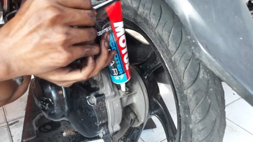 Ini Alasan Kenapa Umur Oli Gardan CVT Motor Matic Bisa Lebih Lama