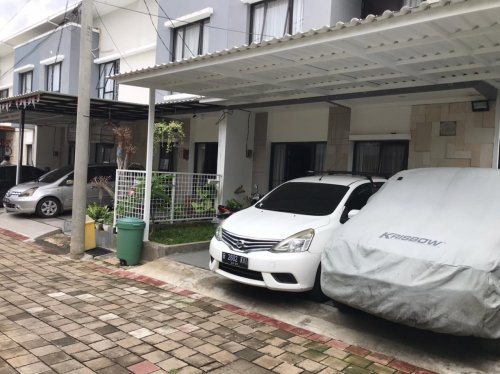 Jateng Aman Bagi Orang Mampu, Banyak Mobil Beda Nama Satu KK Tak Terendus Pajak Progresif