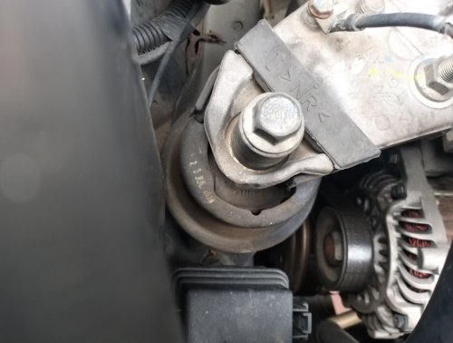 Empat Efek Samping Membiarkan Engine Mounting Di Mobil Bekas Rusak