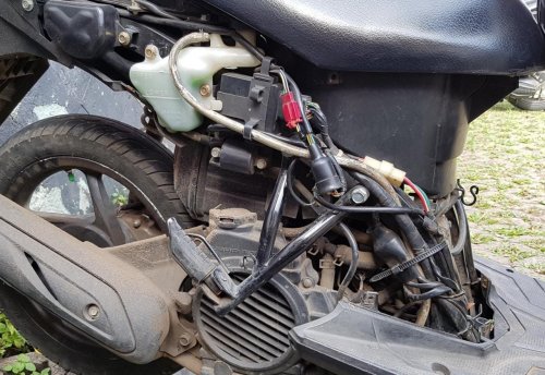 Alasan Kenapa Jangan Pakai Kabel Bodi Imitasi di Motor Bekas Kesayangan