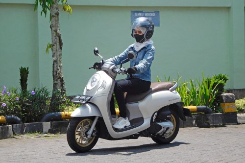 Cocok Untuk Ladies, 4 Motor Matic Ini Punya Jok Enggak Terlalu Tinggi