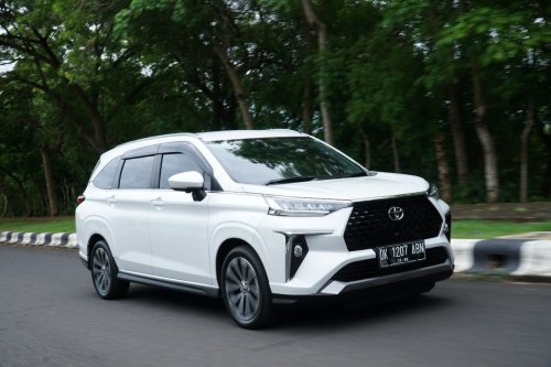 Alasan Kuat Toyota Veloz Raih The Best Small MPV GridOto Award 2025