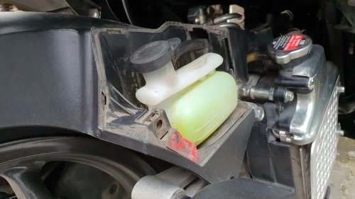 Ternyata Air Radiator Bisa Berlendir, Ini Efek Sampingnya Ke Motor Bekas