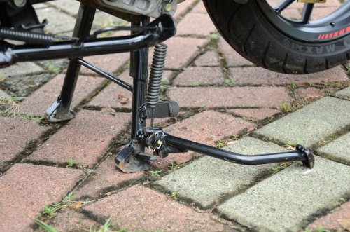 Tiga Biang Keladi Penyebab Standar Tengah Motor Bekas Jadi Oblak