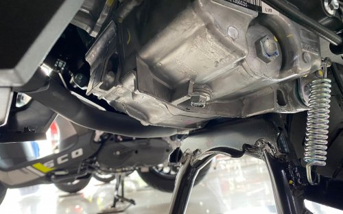 Begini Cara Mengatasi Oli Mesin Motor Bekas Rembes, Pakai Part Mobil