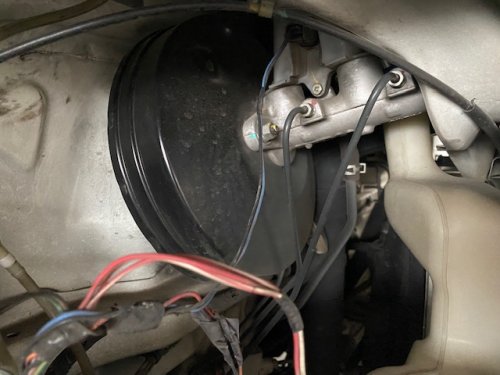 Alasan Kenapa Slang Vakum Booster Rem Mobil Wajib Ada Pengecekan berkala 