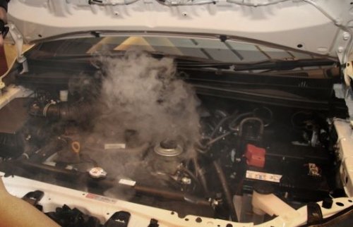 Jarang Yang Tahu, Hal Sepele Ini Bisa Bikin Mesin Mobil Bekas Overheat