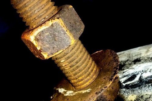 Cara Mudah Mencegah Baut Di Motor Bekas Karatan dan Macet Di Musim Hujan