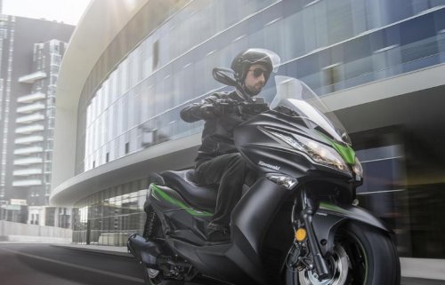 Diam-diam Kawasaki Sedang Siapkan Skutik Bongsor Bermesin Hybrid