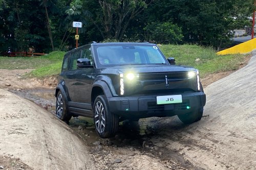 Harga Nempel Suzuki Jimny, Intip Spesifikasi SUV Listrik Chery J6