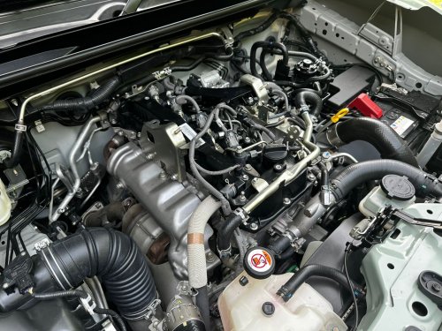 Alasan Volume Oli Mesin Diesel Lebih Banyak Dibanding Oli Mesin Bensin