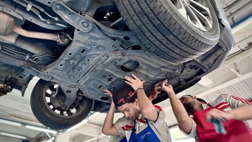 Ini Efeknya Membiarkan Kolong Mobil Kotor Tidak Pernah Dicuci