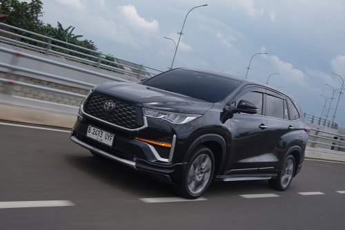 Toyota Innova Zenix Hybrid, Segini Kisaran Harga Bekasnya