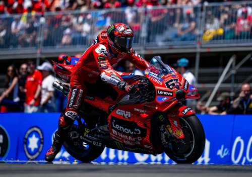 Bagnaia Kirim Sinyal Bahaya ke RIval, Sebut GP26 Lebih Jinak dan Pas