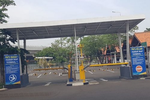 Salah Masuk Tekor, Segini Perbedaan Tarif Parkir Reguler dan Inap di Bandara Soetta
