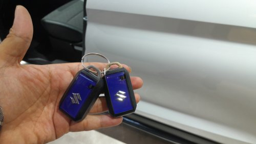 Daftar Harga Suzuki XL7 Alpha Kuro, Dapat Sembilan Penyempurnaan