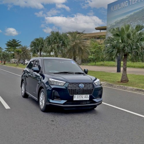 Pengalaman Singkat Jajal Daihatsu Rocky Hybrid, Senyap dan Hemat BBM