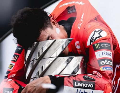 Samai Level Valentino Rossi, Marc Marquez Sah Jadi Juara Dunia MotoGP 2025