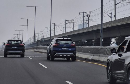Kenapa Ban Mobil Bisa Pecah di Jalan Tol? Ini Penjelasan Ahlinya