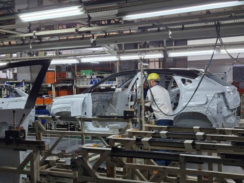 Melihat Perakitan Suzuki Fronx, Ertiga, dan XL7 di Pabriknya Langsung