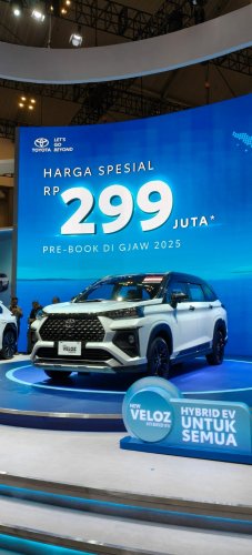 Toyota Veloz Hybrid Lahir, Pasar Avanza Diyakini Tetap Aman