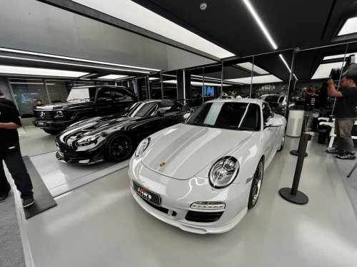 Daya Beli Lemah, Importir Umum Mobil Mewah Juga Kena Imbasnya