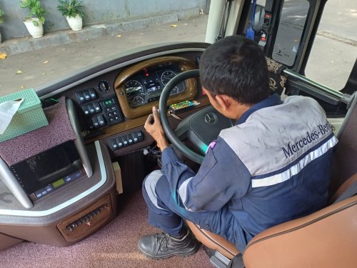 Antisipasi Lonjakan Mobilitas saat Nataru, DCVI Siapkan Bengkel Siaga Bus Mercedes-Benz