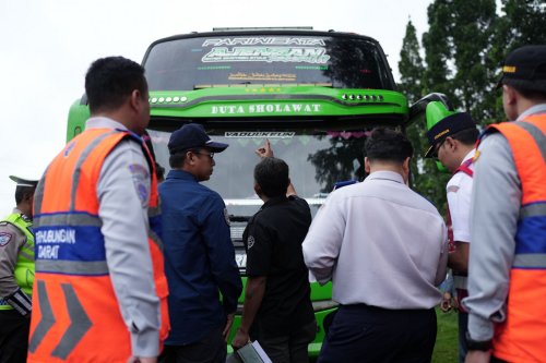 Jelang Nataru, Ini Alasan Puluhan Bus Tak Bisa Jalan di Tol Jagorawi