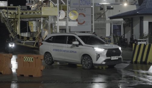 Sekali Isi BBM, Toyota Veloz Hybrid Bisa Jalan Sejauh Ribuan Kilometer