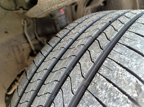 Persiapan Mudik, Ini Tiga Penyebab Ban Mobil Bekas Aus Tidak Merata