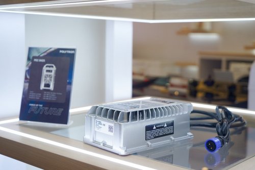 Polytron Luncurkan Portable Fast Charging, Touring Pakai Motor Listrik Enggak Was-was