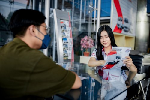 Bukan Promo Mobil, Isuzu Justru Dorong Servis di Awal 2026