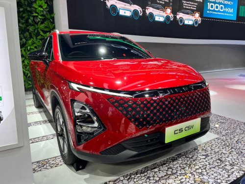 Harga Chery C5 CSH Diungkap di IIMS 2026, Segini Banderol Tipe Termurahnya