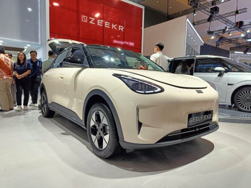 Lihat Kolong Geely EX2 Kok Enggak Pakai Cover Mesin, Ini Alasannya