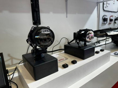 Autovision Hadirkan BiLED Projector Nexora ACL, Punya Lampu Tambahan Menyala Saat Belok