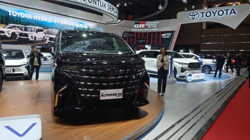 Toyota Luncurkan Alphard Versi 'Murah', Ini Promo Menariknya