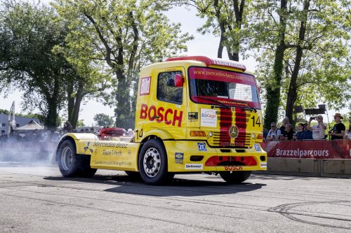 Perayaan 130 Tahun Truk Mercedes-Benz Bikin Takjub, Dimunculkan Wujud Truk Pertama di Dunia