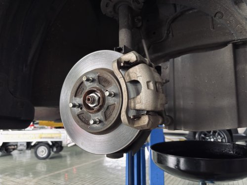 Banyak Pemudik Tak Sadar, 3 Hal Ini Bisa Bikin Rem Mobil Mendadak Rewel di Jalan