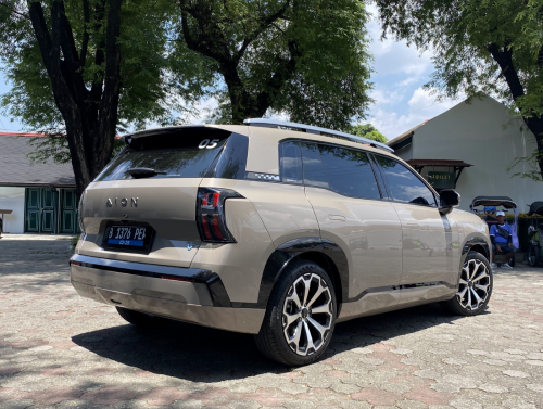 Test Drive Aion V; SUV Listrik dengan Kabin Lega, Performa Mumpuni, dan Ada Kulkasnya!